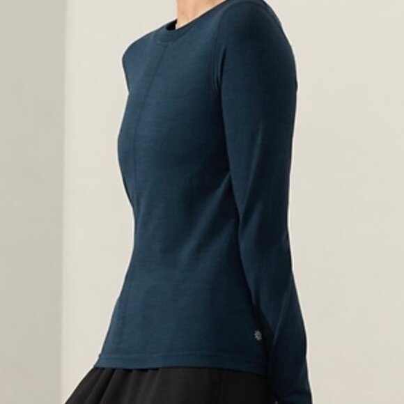 Athleta Ascent Seamless Top Size Medium - Picture 3 of 8